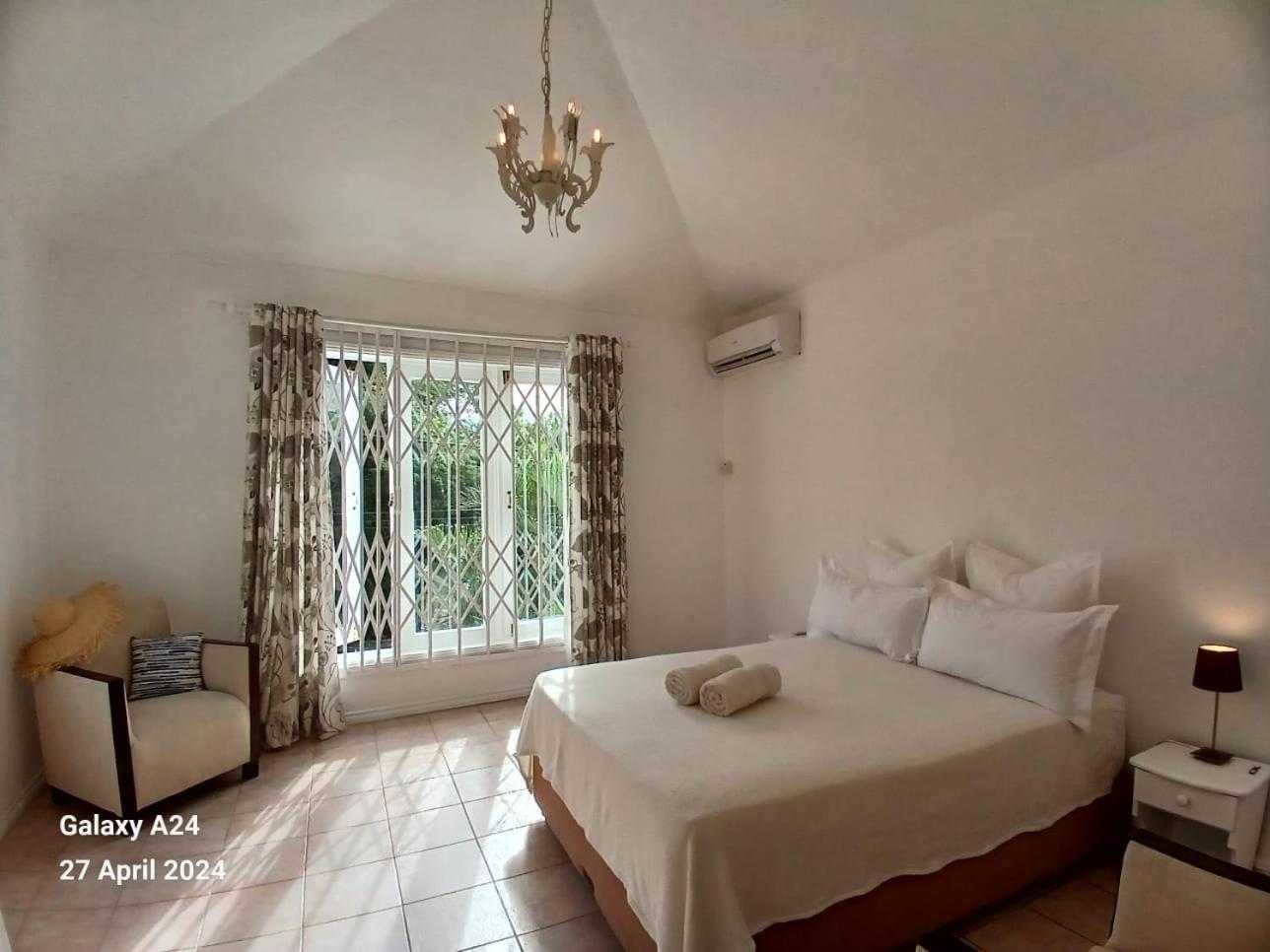 דירות Rivière Noire The Coral House מראה חיצוני תמונה