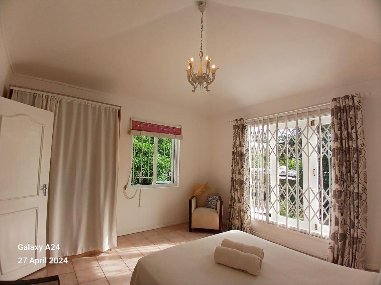 דירות Rivière Noire The Coral House מראה חיצוני תמונה