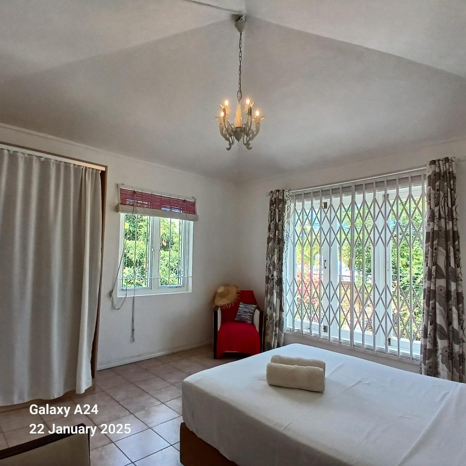 דירות Rivière Noire The Coral House מראה חיצוני תמונה