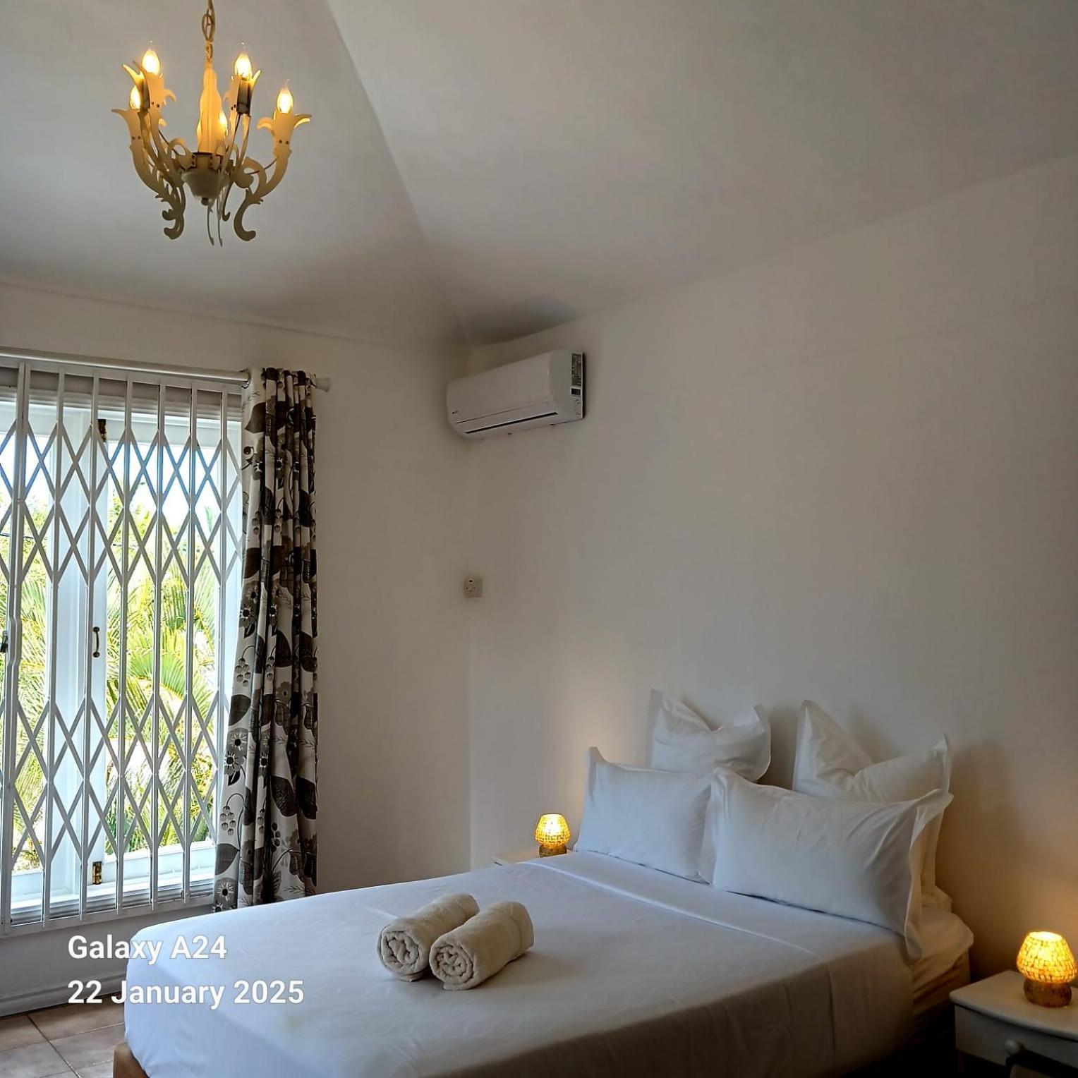 דירות Rivière Noire The Coral House מראה חיצוני תמונה